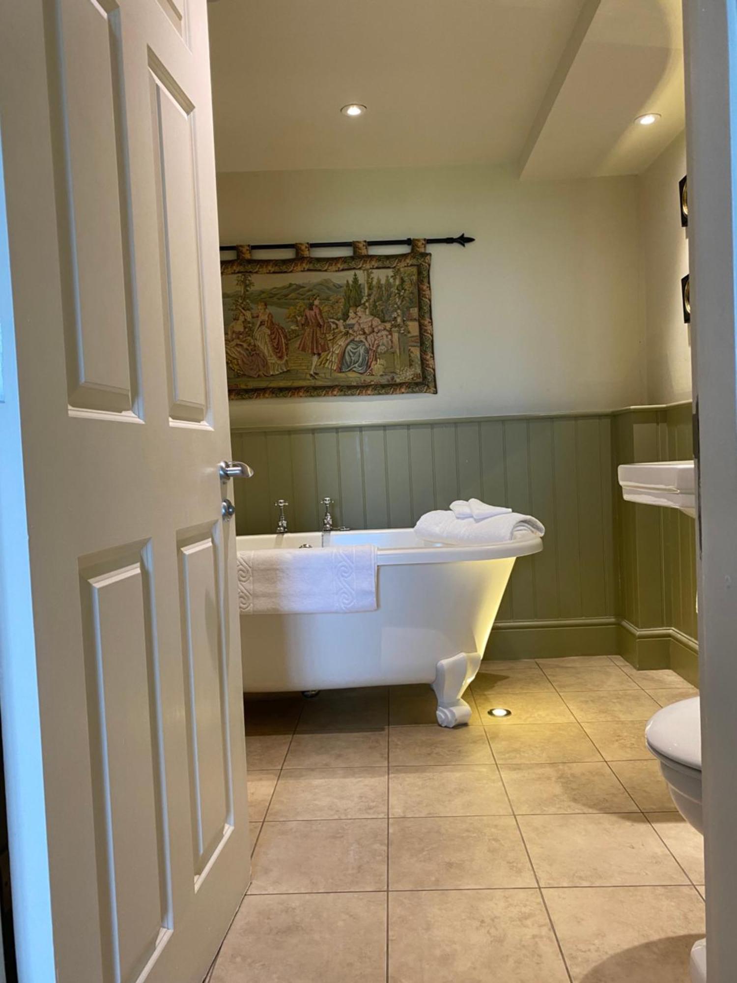 The Punch Bowl 5*